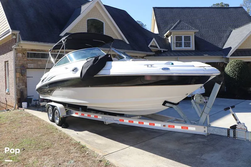 Slide: The Image of Sea Ray 270 Sundeck 2004 - 16179061