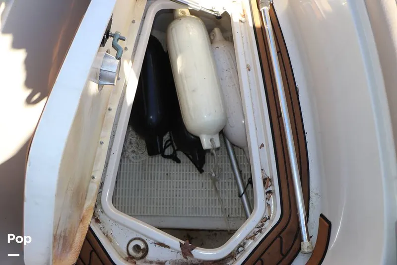 Slide: The Image of Sea Ray 270 Sundeck 2004 - 16179140