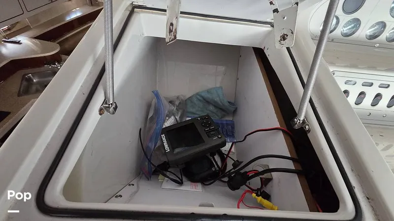 Slide: The Image of Regal Commodore 400 1992 - 16269424