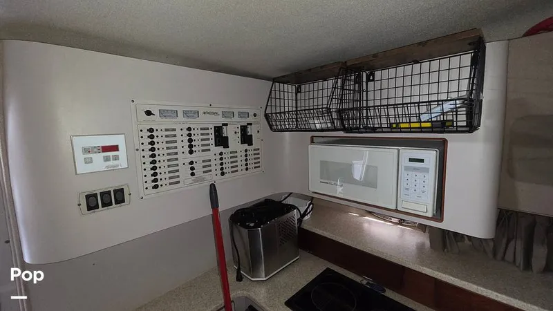 Slide: The Image of Regal Commodore 400 1992 - 16269436