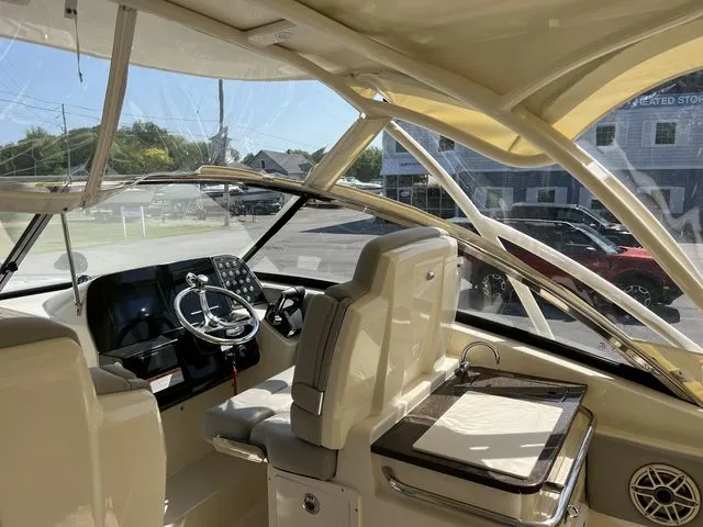 Slide: The Image of Scout 255 Dorado 2023 - 7