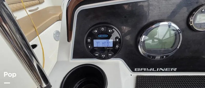 Slide: The Image of Bayliner DX2200 2023 - 16080382