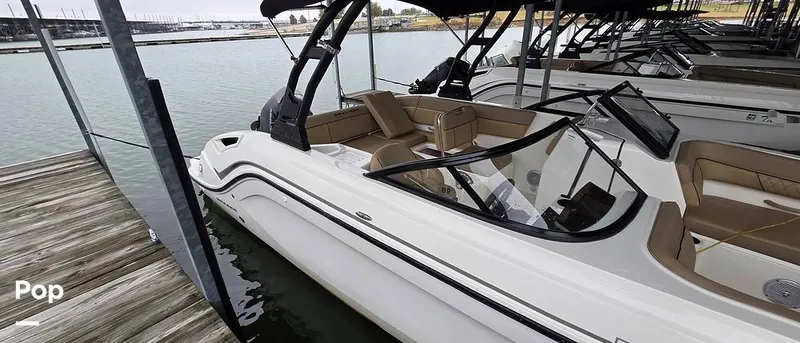 Slide: The Image of Bayliner DX2200 2023 - 16080356