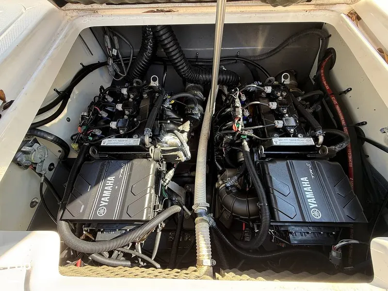 Slide: The Image of TWIN LOW HOUR TR-1 HO JET ENGINES - 16114968