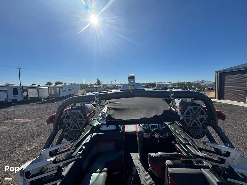 Slide: The Image of Supra SA 2016 - 16137362