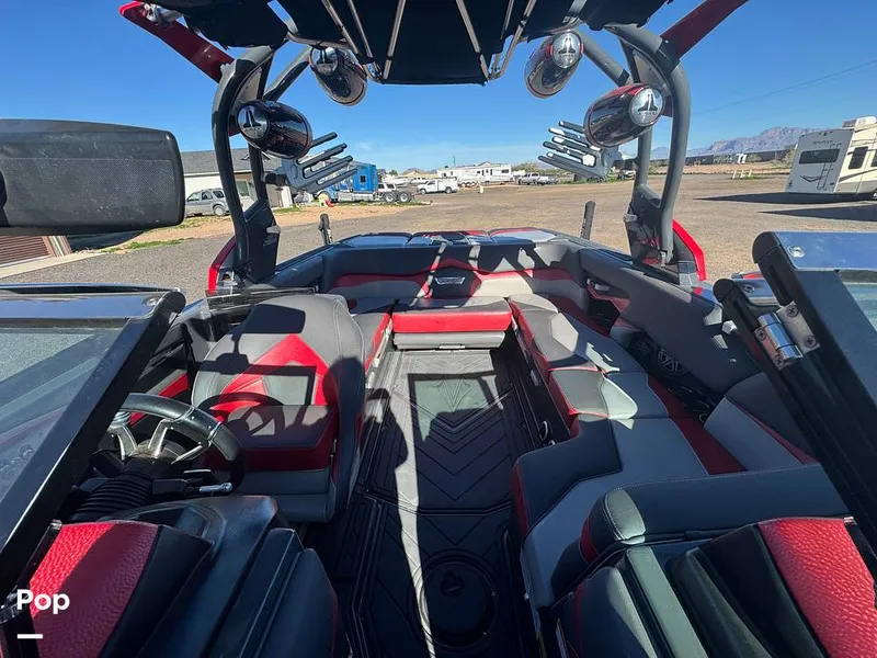 Slide: The Image of Supra SA 2016 - 16137363