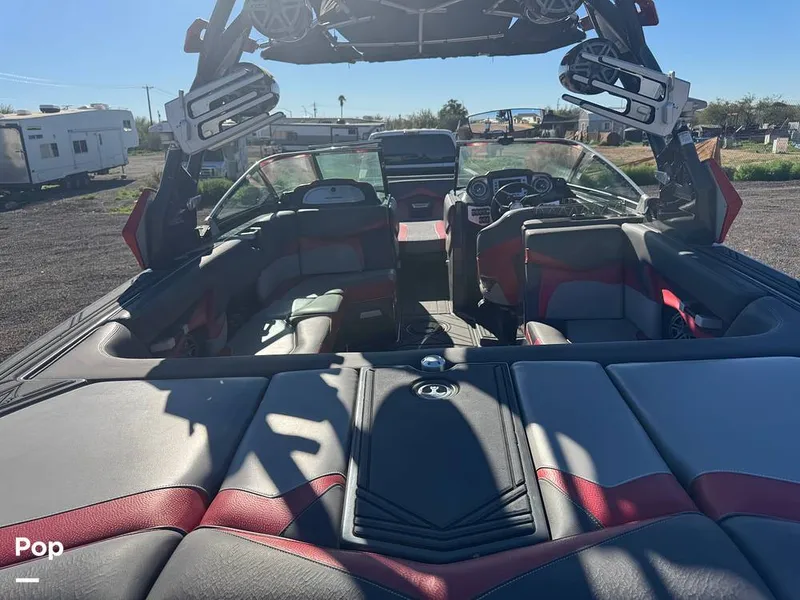 Slide: The Image of Supra SA 2016 - 16137451