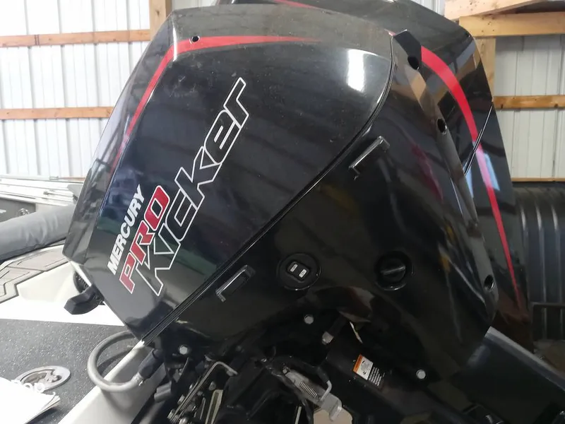 Slide: The Image of Yar-Craft 219TFX 2021 - 16104632