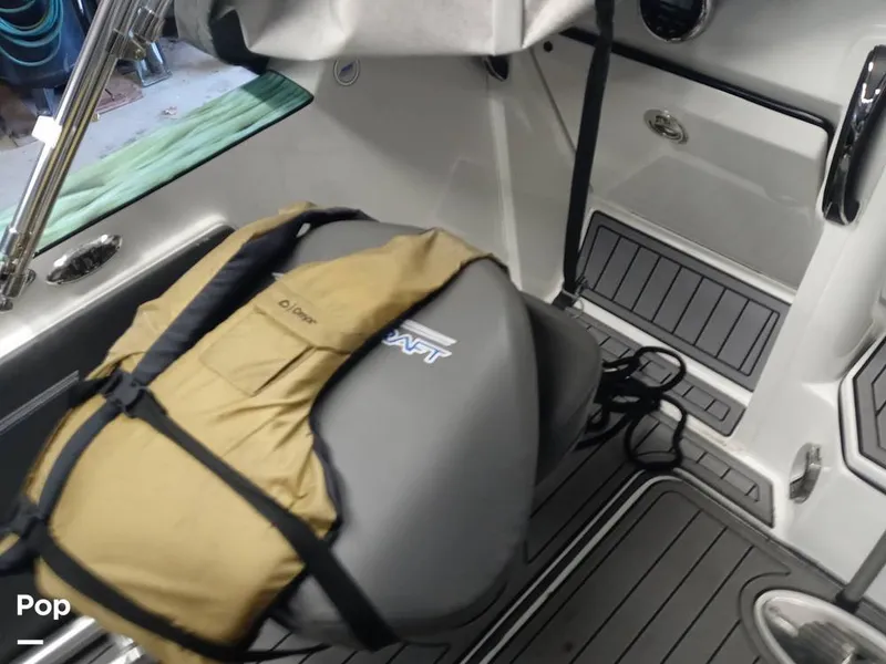 Slide: The Image of Yar-Craft 219TFX 2021 - 16104671