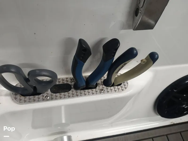 Slide: The Image of Yar-Craft 219TFX 2021 - 16104710