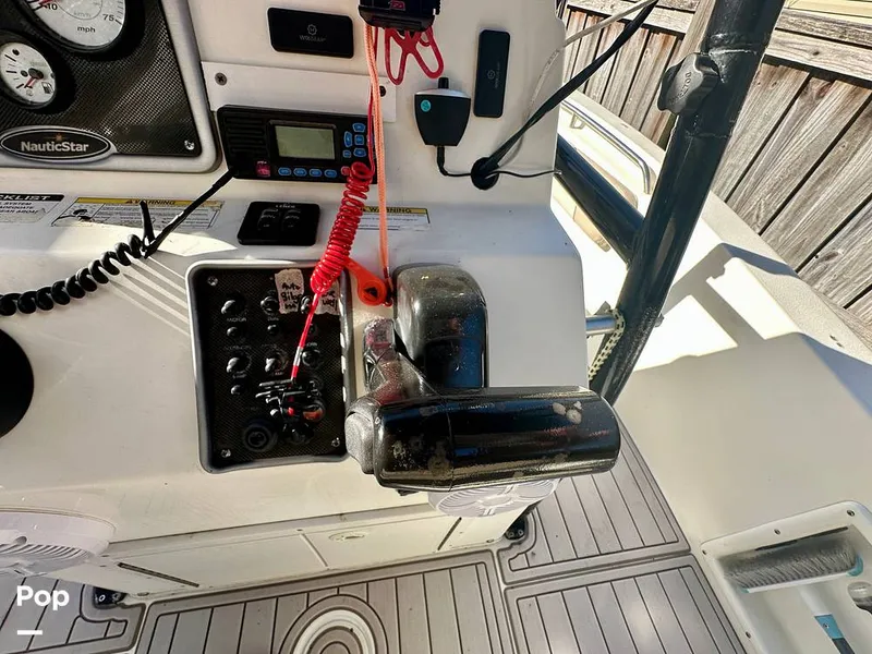 Slide: The Image of NauticStar 1900 XS 2015 - 16087797