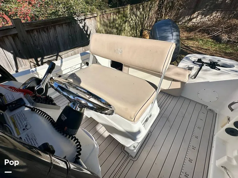 Slide: The Image of Cooler Seat W/backrest - 16087811