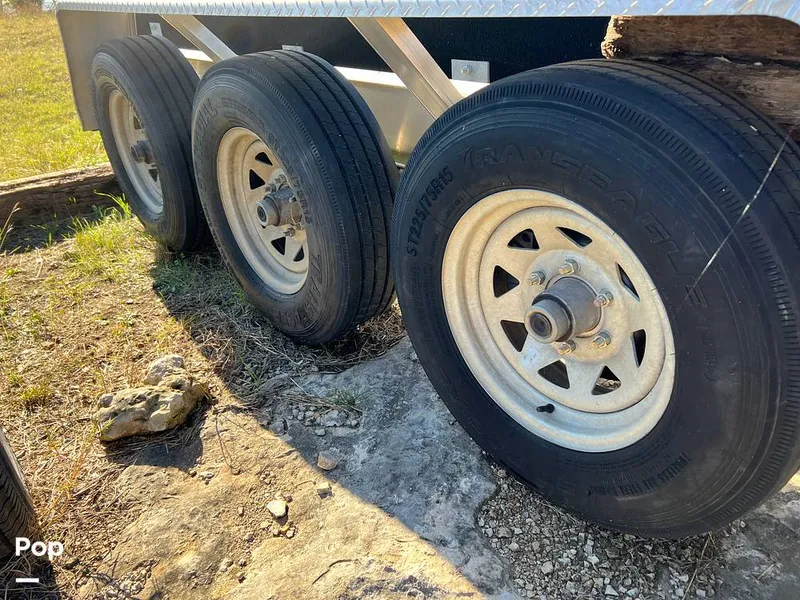 Slide: The Image of Chaparral 310 Signature 2005 - 16119393