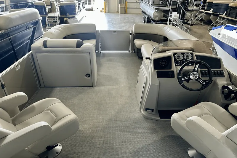 Slide: The Image of Sylvan MIRAGE 8524 2024 - 20