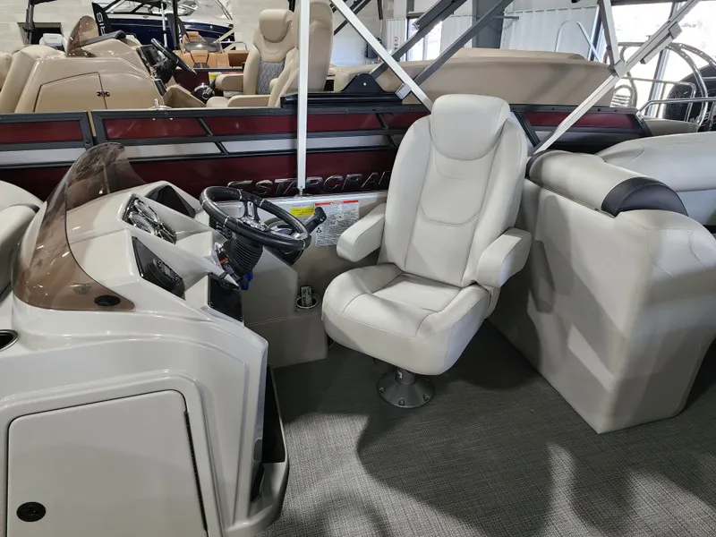 Slide: The Image of Sylvan MIRAGE 8524 2024 - 33