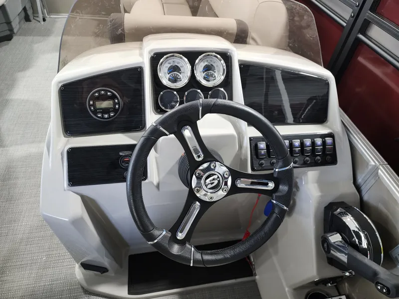 Slide: The Image of Sylvan MIRAGE 8524 2024 - 34