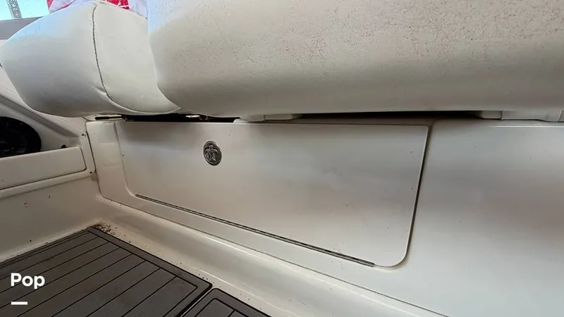 Slide: The Image of Sea Ray 320 Sundancer 2004 - 16108980