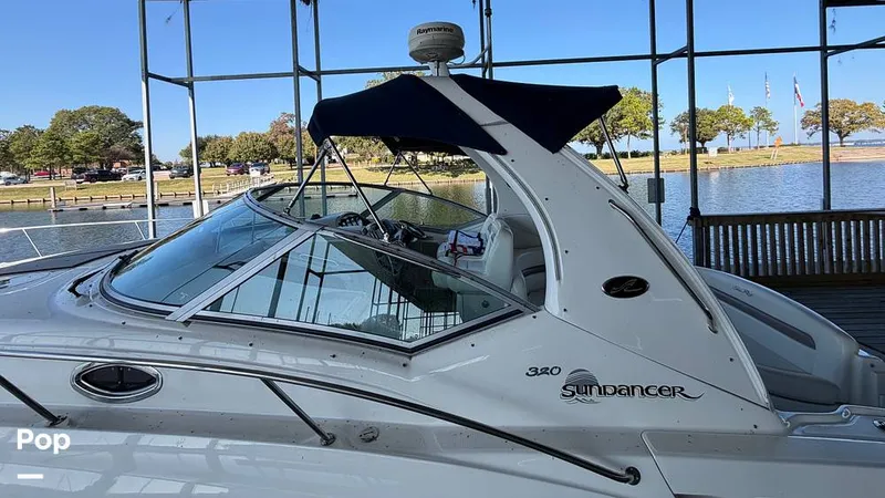 Slide: The Image of Sea Ray 320 Sundancer 2004 - 16108994