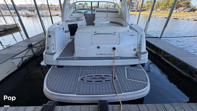 Slide: The Image of Sea Ray 320 Sundancer 2004 - 16109005