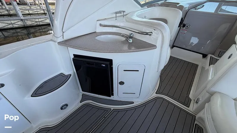 Slide: The Image of Sea Ray 320 Sundancer 2004 - 16108852