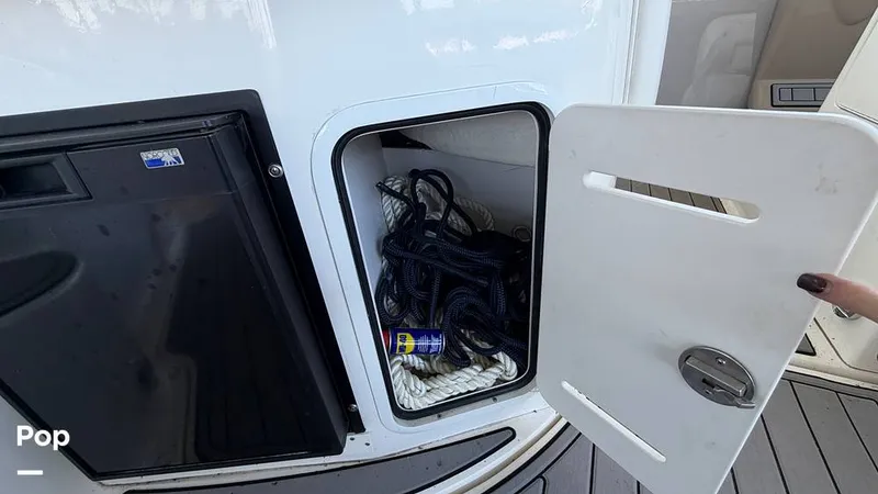 Slide: The Image of Sea Ray 320 Sundancer 2004 - 16108855