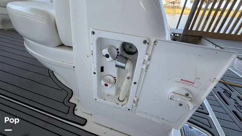 Slide: The Image of Sea Ray 320 Sundancer 2004 - 16108872