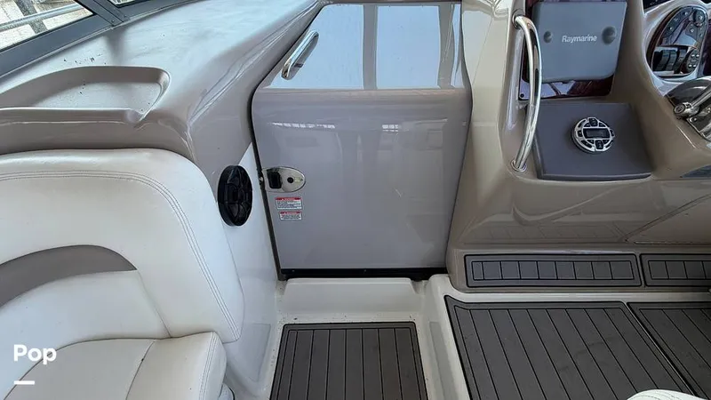 Slide: The Image of Sea Ray 320 Sundancer 2004 - 16108874