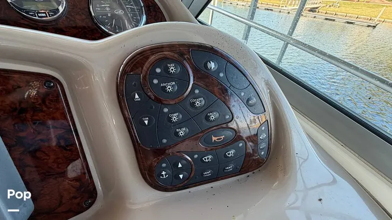 Slide: The Image of Sea Ray 320 Sundancer 2004 - 16108882