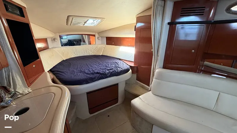 Slide: The Image of Sea Ray 320 Sundancer 2004 - 16108891