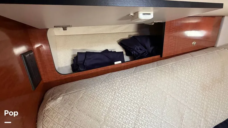 Slide: The Image of Sea Ray 320 Sundancer 2004 - 16108895