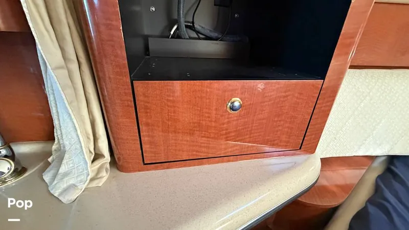 Slide: The Image of Sea Ray 320 Sundancer 2004 - 16108905