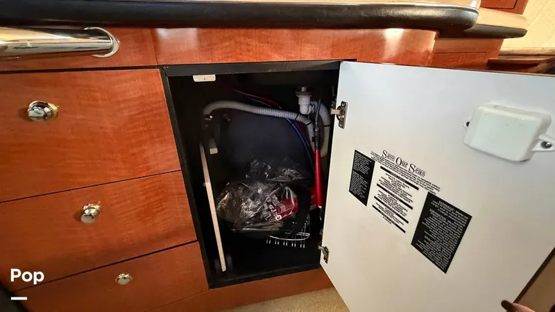 Slide: The Image of Sea Ray 320 Sundancer 2004 - 16108919