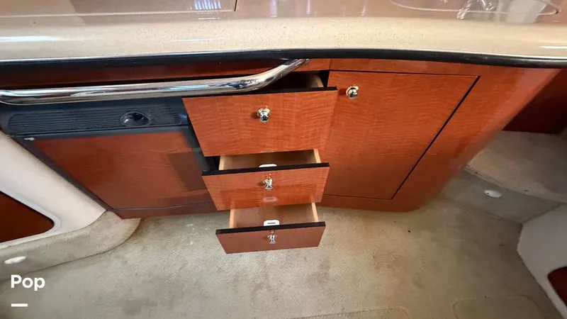 Slide: The Image of Sea Ray 320 Sundancer 2004 - 16108922