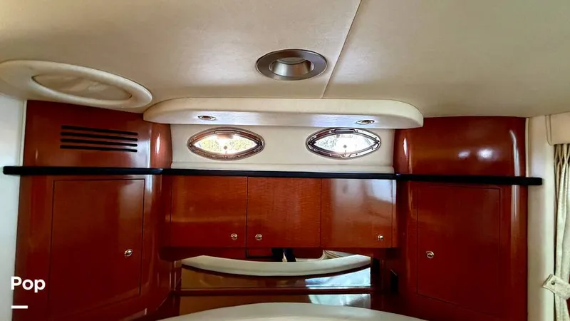 Slide: The Image of Sea Ray 320 Sundancer 2004 - 16108923