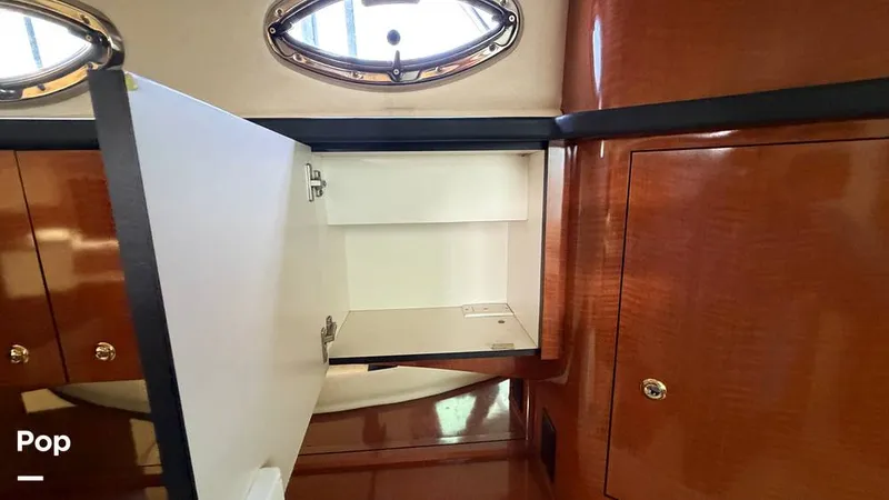 Slide: The Image of Sea Ray 320 Sundancer 2004 - 16108925