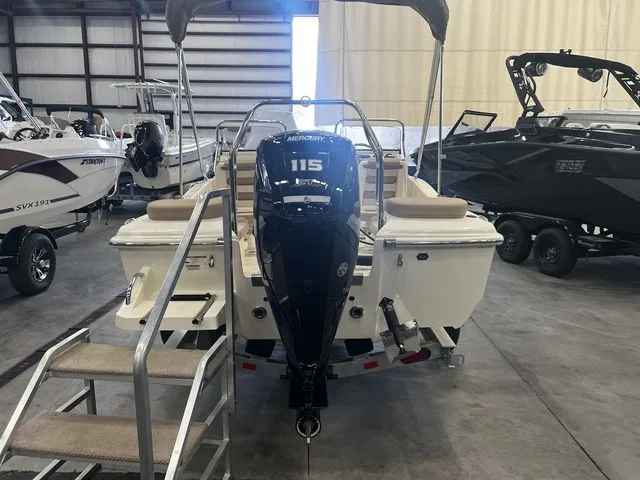 Slide: The Image of Scout 175 Dorado 2024 - 7