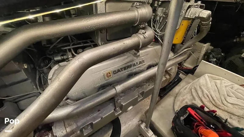 Slide: The Image of Engines Clean And Well Serviced - 16111017