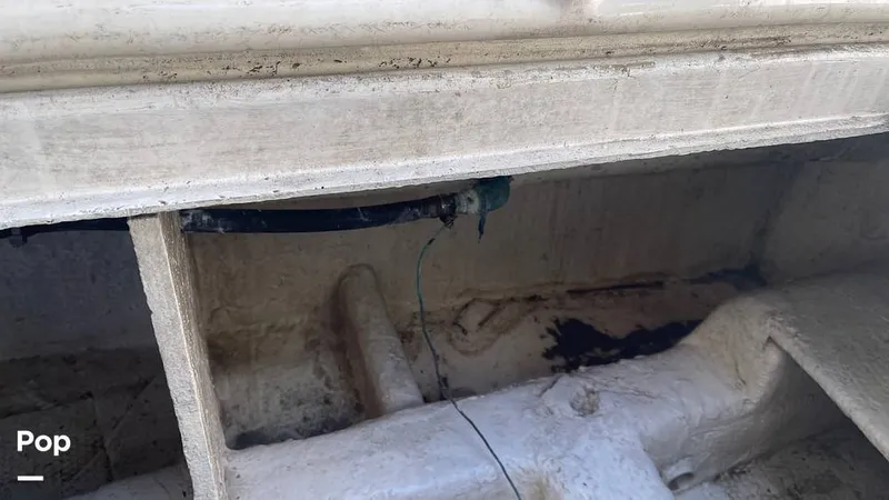 Slide: The Image of Under Stbd Fishbox - 16111053