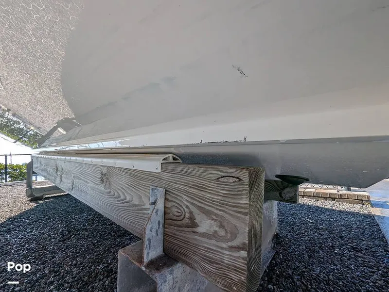 Slide: The Image of Sea Hunt Ultra 239 SE 2020 - 16110723