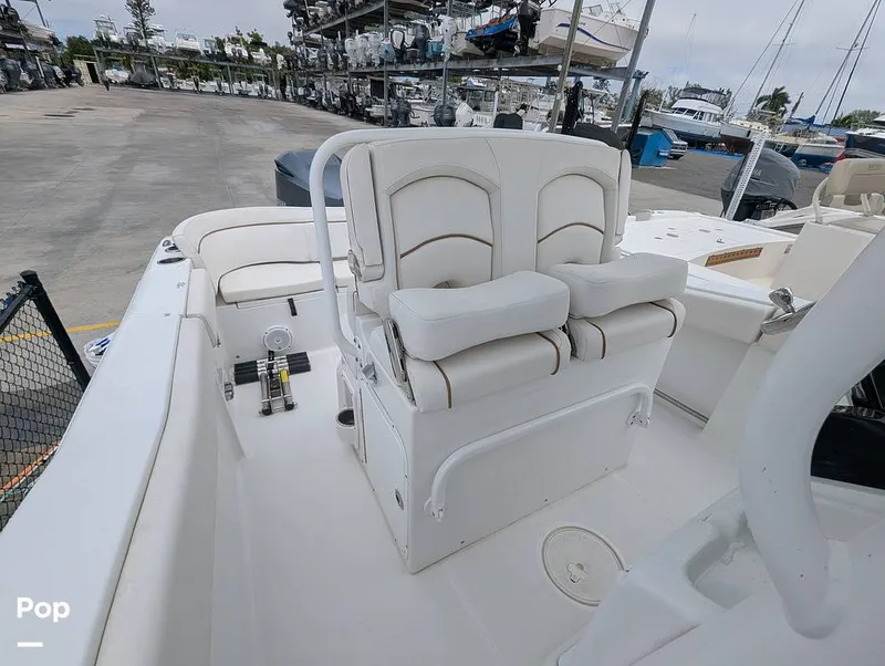 Slide: The Image of Sea Hunt Ultra 239 SE 2020 - 16110561