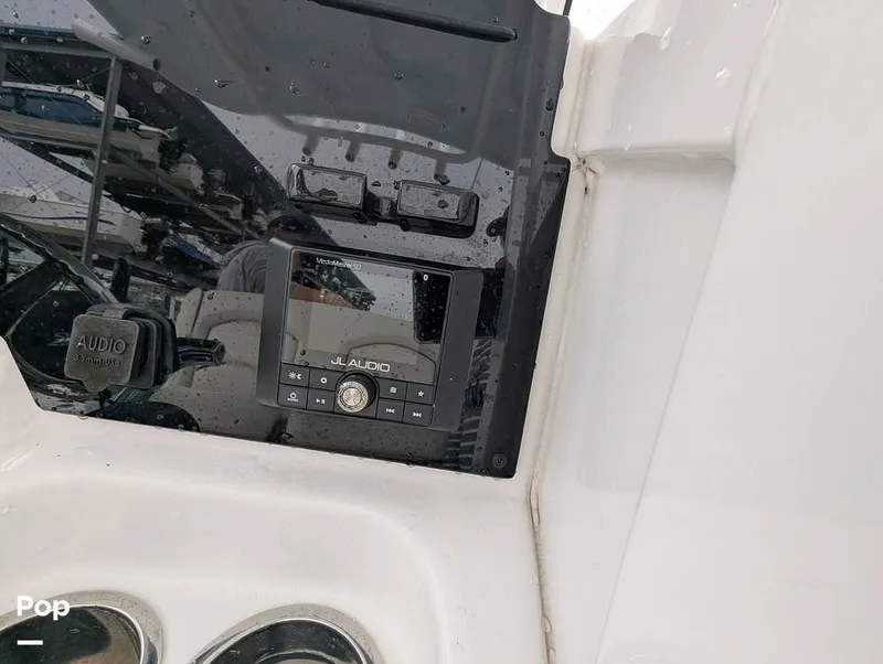 Slide: The Image of Sea Hunt Ultra 239 SE 2020 - 16110570