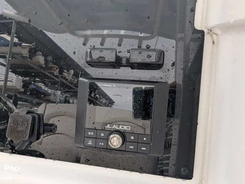 Slide: The Image of Sea Hunt Ultra 239 SE 2020 - 16110571