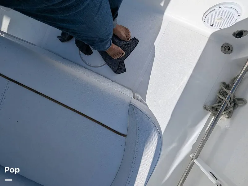 Slide: The Image of Sea Hunt Ultra 239 SE 2020 - 16110617