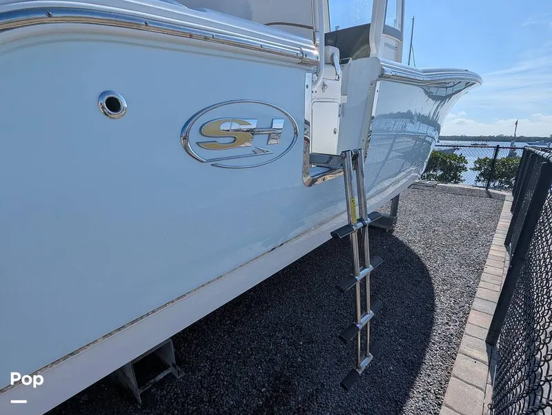 Slide: The Image of Sea Hunt Ultra 239 SE 2020 - 16110704