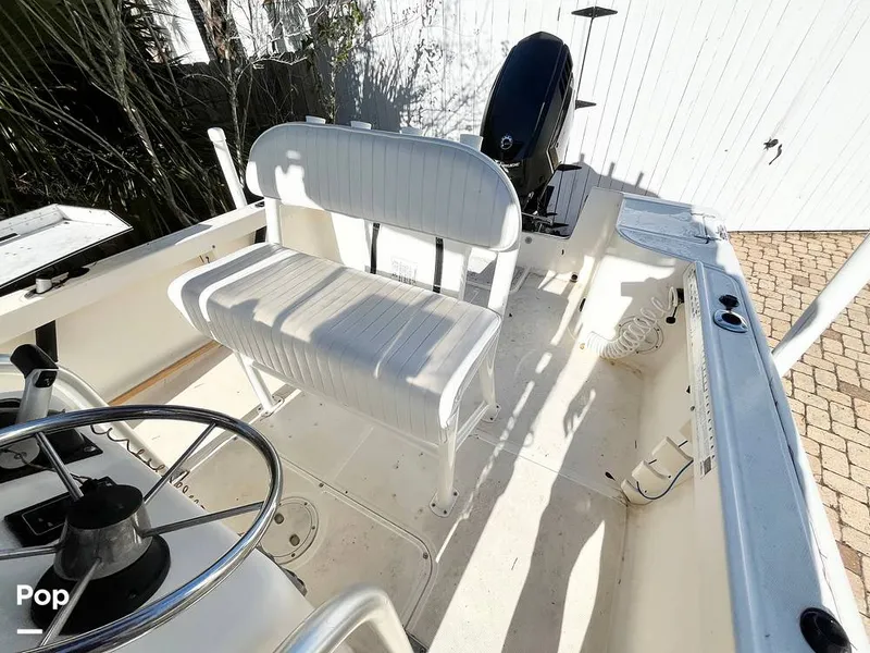 Slide: The Image of Captain's Chair - 16111151