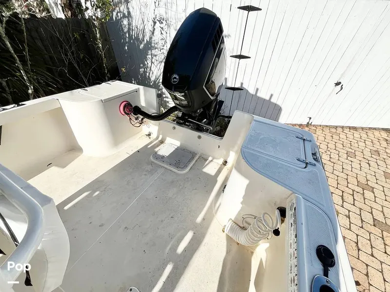 Slide: The Image of Sea Hunt Triton 200 2002 - 16111136