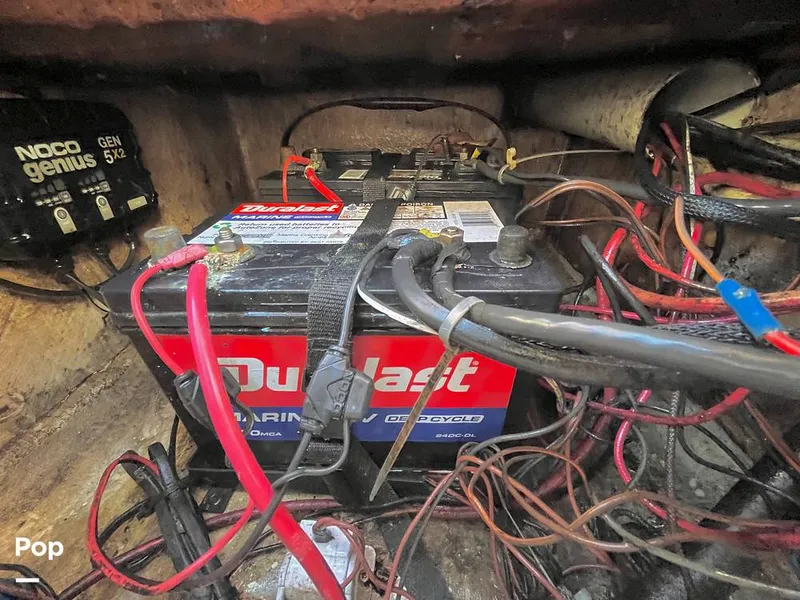 Slide: The Image of Batteries - Engine - 16111167