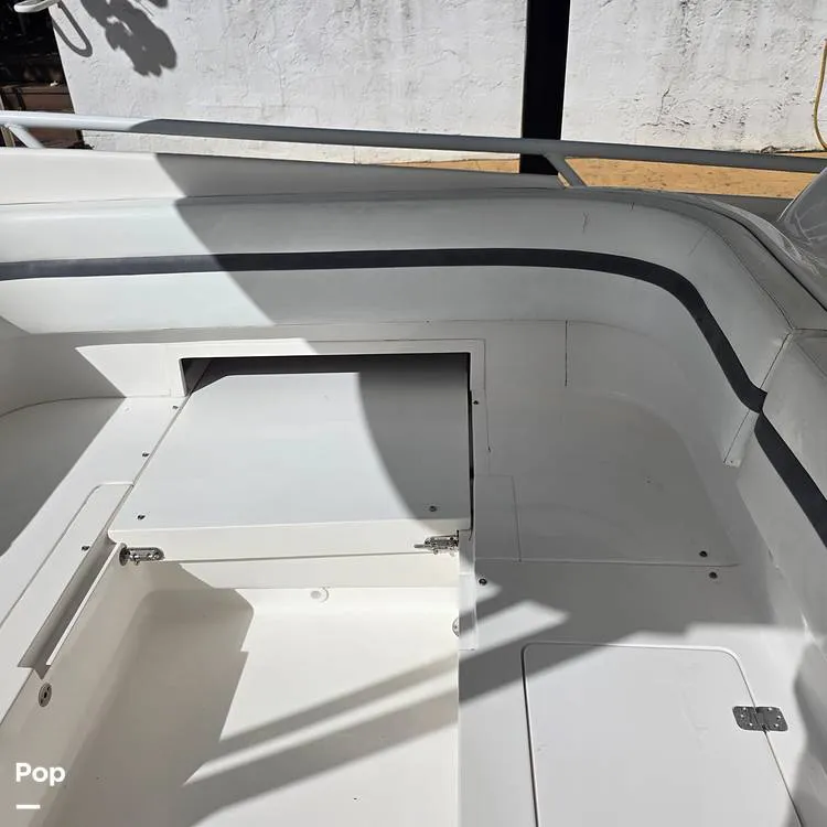 Slide: The Image of Intrepid 375 2014 - 16132050