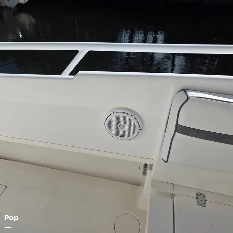 Slide: The Image of Intrepid 375 2014 - 16132068