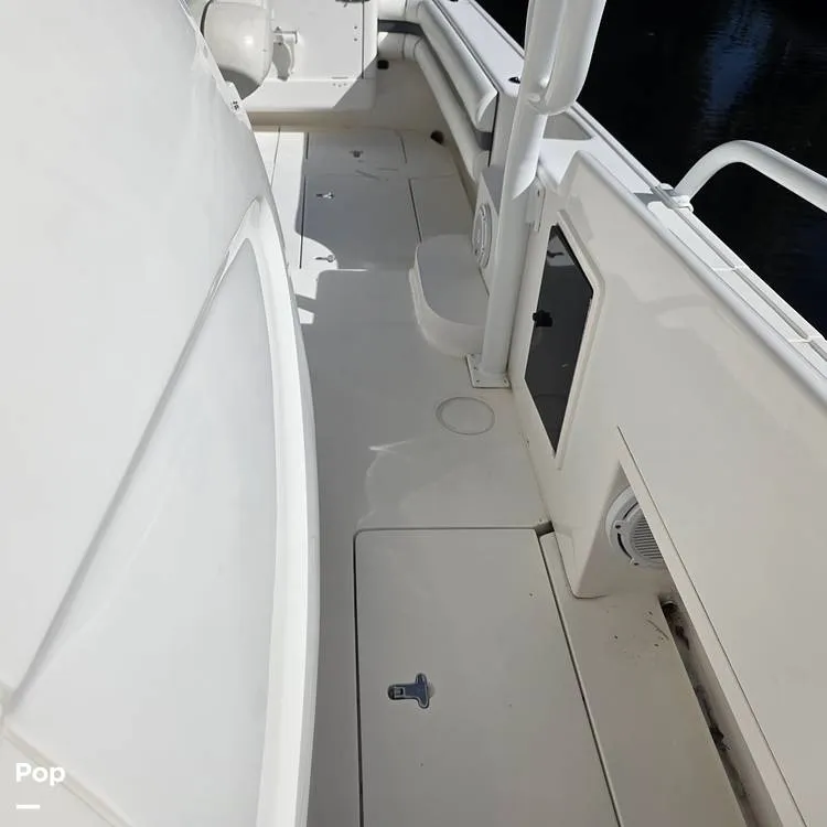 Slide: The Image of Intrepid 375 2014 - 16132070